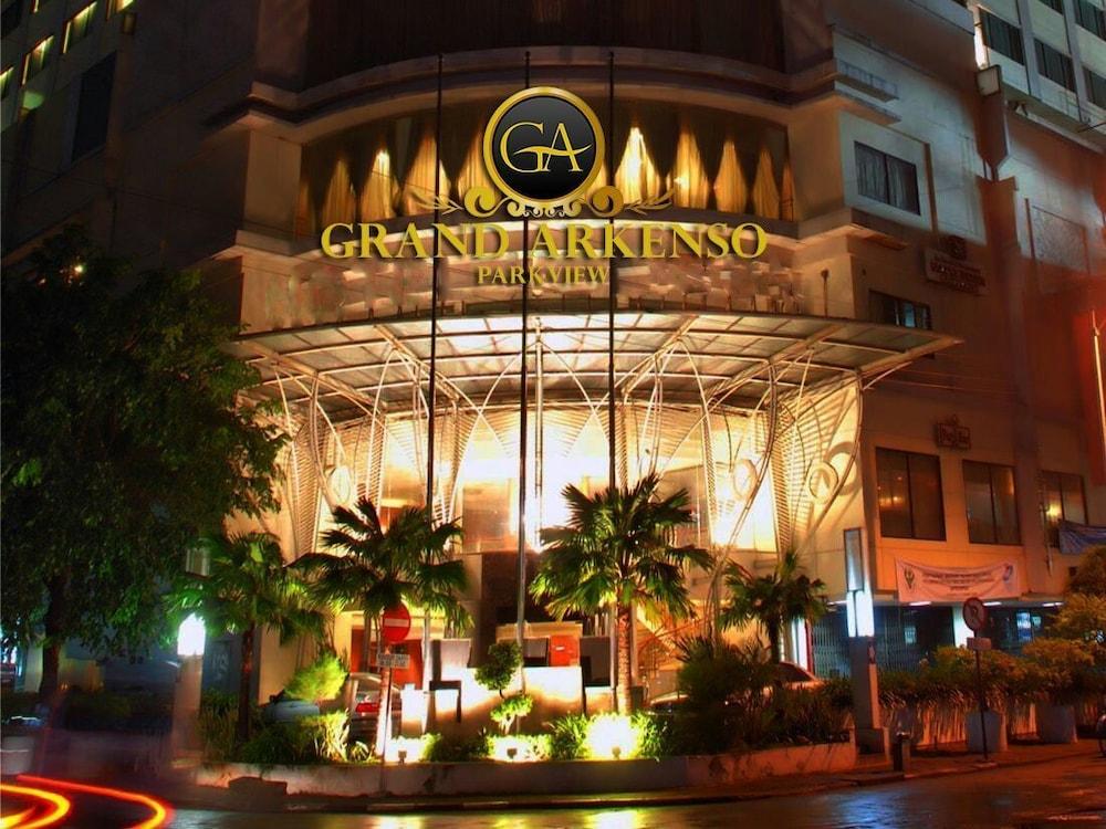 Hotel Grand Arkenso Park View Semarang Exteriér fotografie