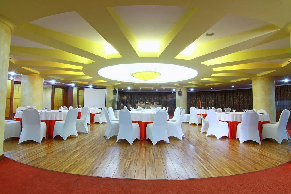 Hotel Grand Arkenso Park View Semarang Exteriér fotografie