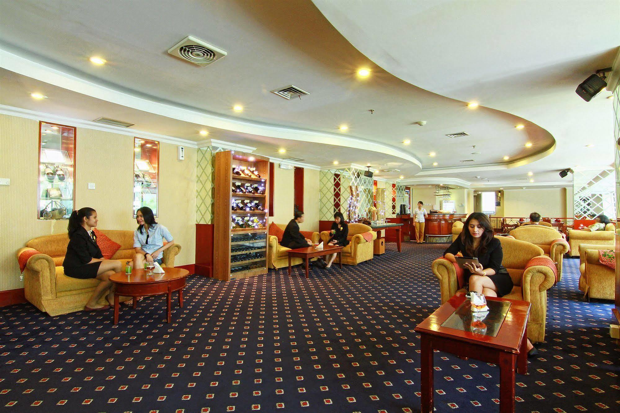 Hotel Grand Arkenso Park View Semarang Exteriér fotografie
