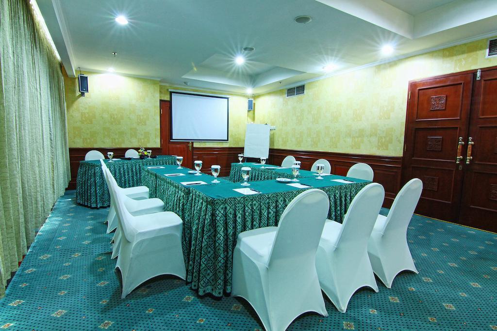 Hotel Grand Arkenso Park View Semarang Exteriér fotografie
