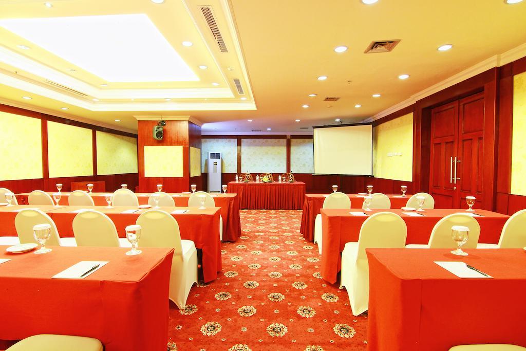 Hotel Grand Arkenso Park View Semarang Exteriér fotografie
